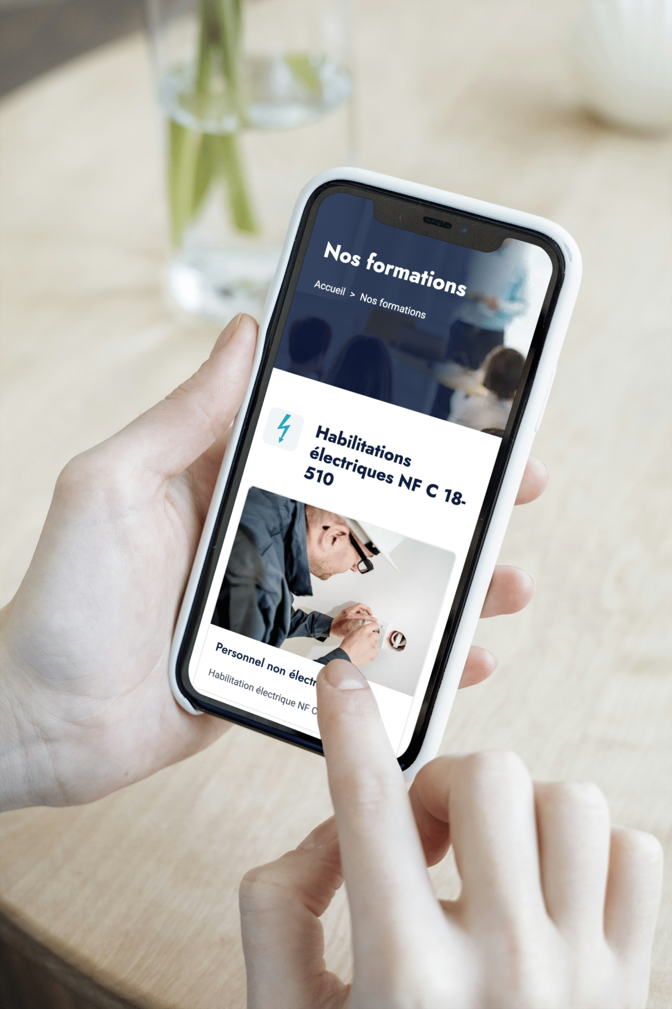 cefotec visuel mobile1
